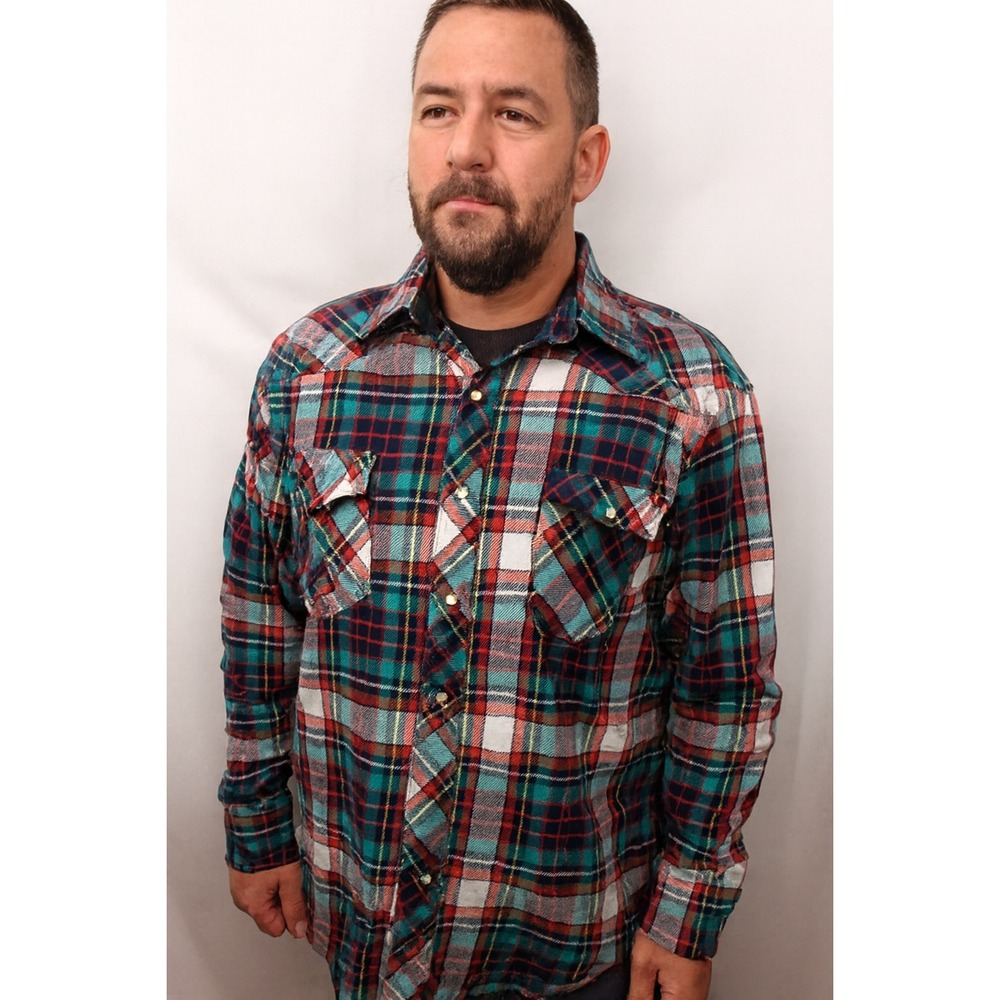 Wrangler L vintage brushpopper green plaid pearl snap button up western flannel